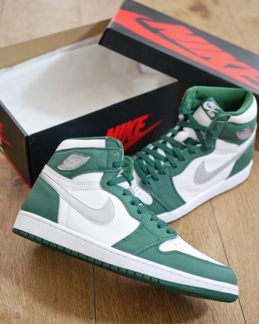 Air Jordan 1 Retro High OG ‘Gorge Green’