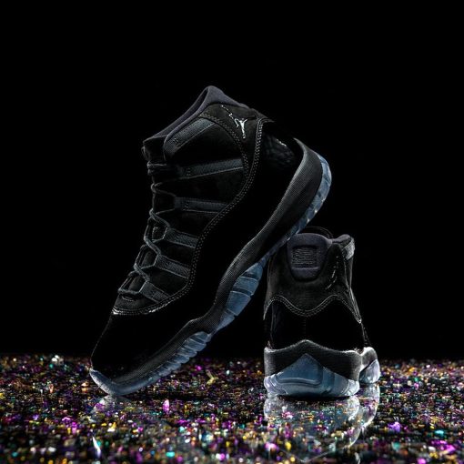 Air Jordan 11 “Cap and Gown”