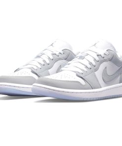 Air Jordan 1 Low Wmns ‘White Wolf Grey’