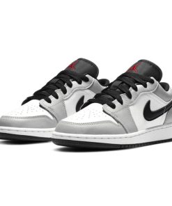 Air Jordan 1 Low GS ‘Light Smoke Grey’