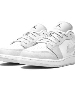 Air Jordan 1 Low SE GS ‘White Camo’