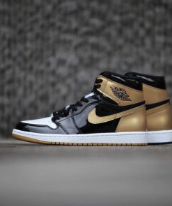 Air Jordan 1 Retro High OG NRG Gold Toe