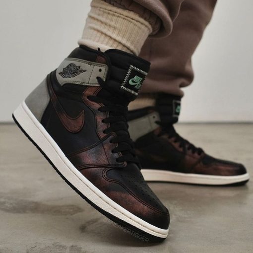 Air Jordan 1 Retro High OG ‘Patina’