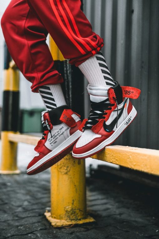 Off-White x Air Jordan 1 Chicago