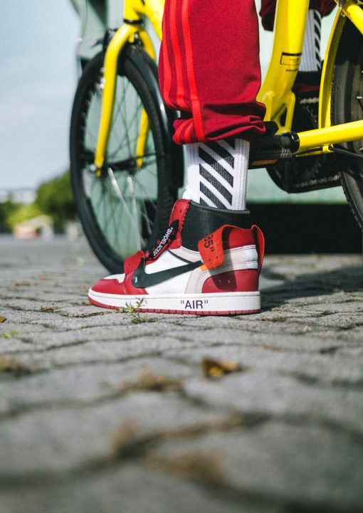 Off-White x Air Jordan 1 Chicago