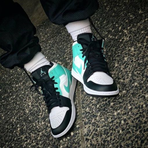 Air Jordan 1 Mid ‘Island Green’