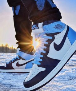 Air Jordan 1 Obsidian