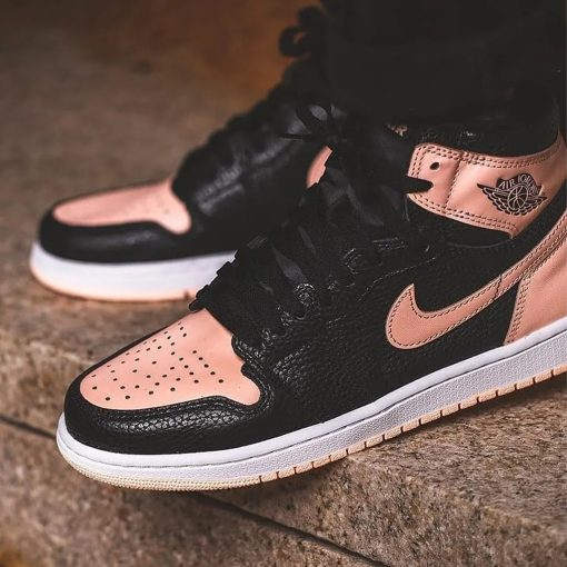 Air Jordan 1 Retro High ” Crimson Tint “