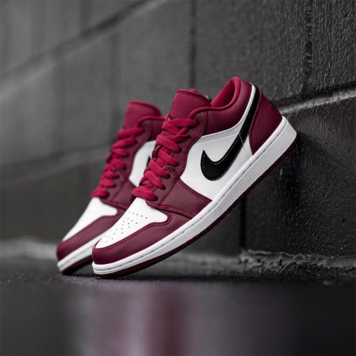 Jordan 1 Low Noble Red