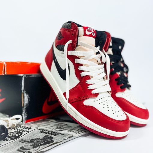 AIR JORDAN 1 RETRO HIGH OG GS “Chicago Lost & Found”