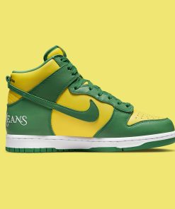 Supreme Nike SB Dunk High By Any Means Brazil