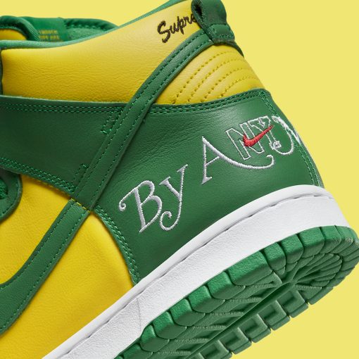 Supreme Nike SB Dunk High By Any Means Brazil