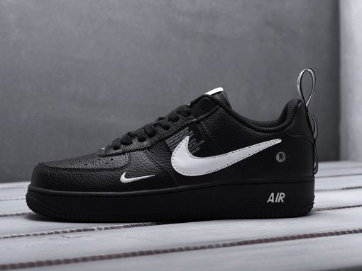 Air Force 1 Lv8 Utility GS ‘Overbranding’