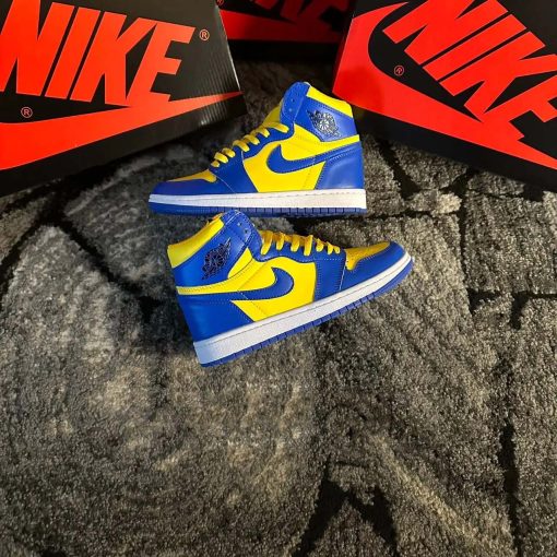 Air Jordan 1 High OG ‘Reverse Laney’