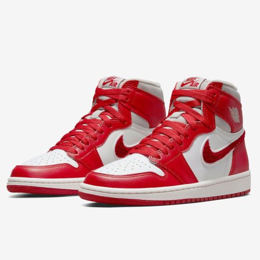 Air Jordan 1 Retro High OG Newstalgia