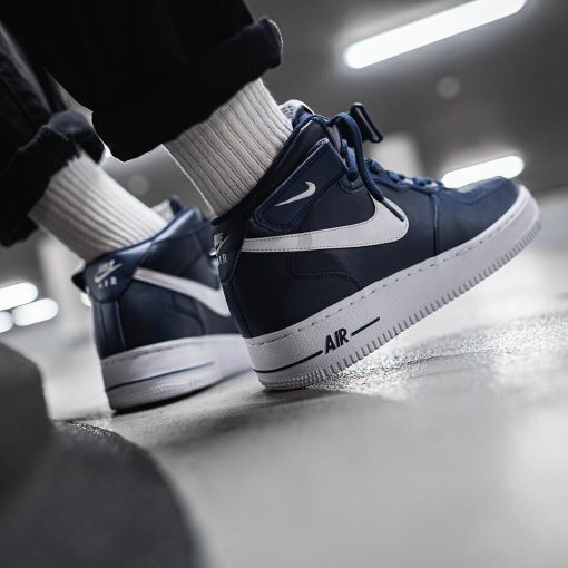 Air Force 1 Mid ’07 ‘Midnight Navy’