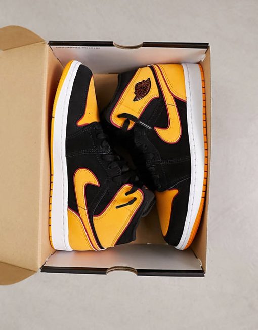 Jordan 1 Mid SE Black Vivid Orange