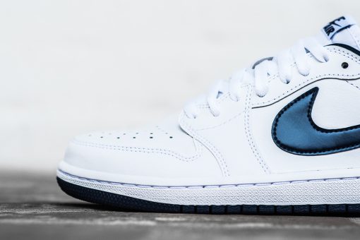 Air Jordan 1 Low OG “White/Midnight Navy”