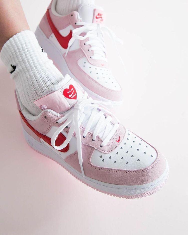 Air Force 1 Low ’07 QS ‘Valentine’s Day Love Letter’