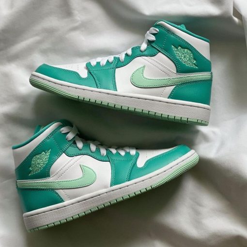 Air Jordan 1 Mid “Washed Teal”