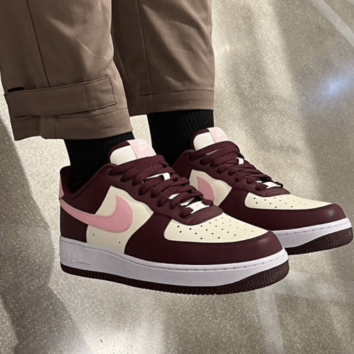 Air Force 1 Low Valentine’s Day Maroon