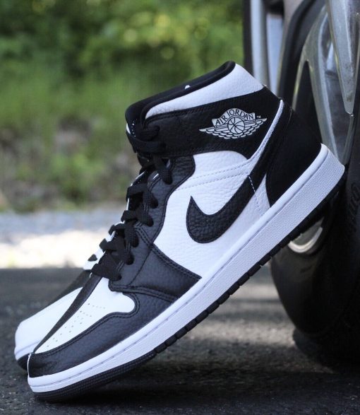 Air Jordan 1 Mid “Split” (Black/White)