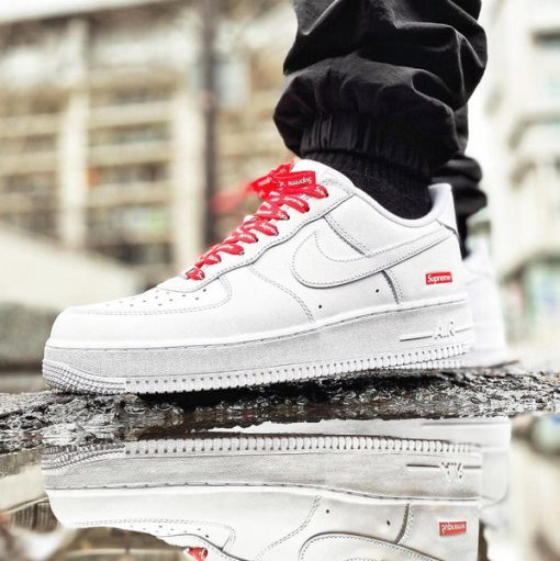 Air Force 1 Low White Supreme