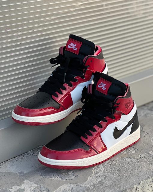 Air Jordan 1 Zoom CMFT “Patent Red”