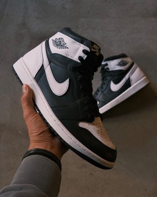 Air Jordan 1 High OG “Black/White”